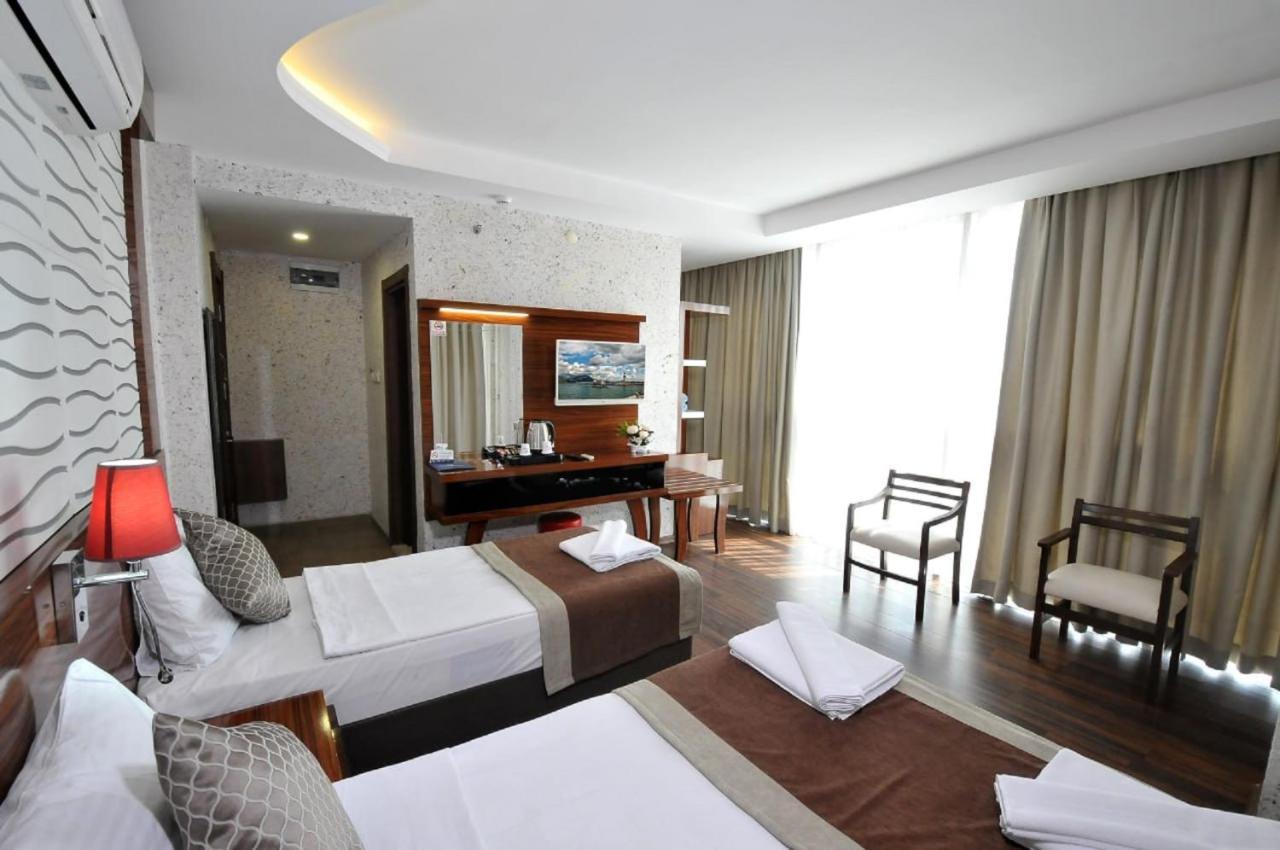 Uk Blue Coast Hotel (Adults Only) อลันยา ภายนอก รูปภาพ