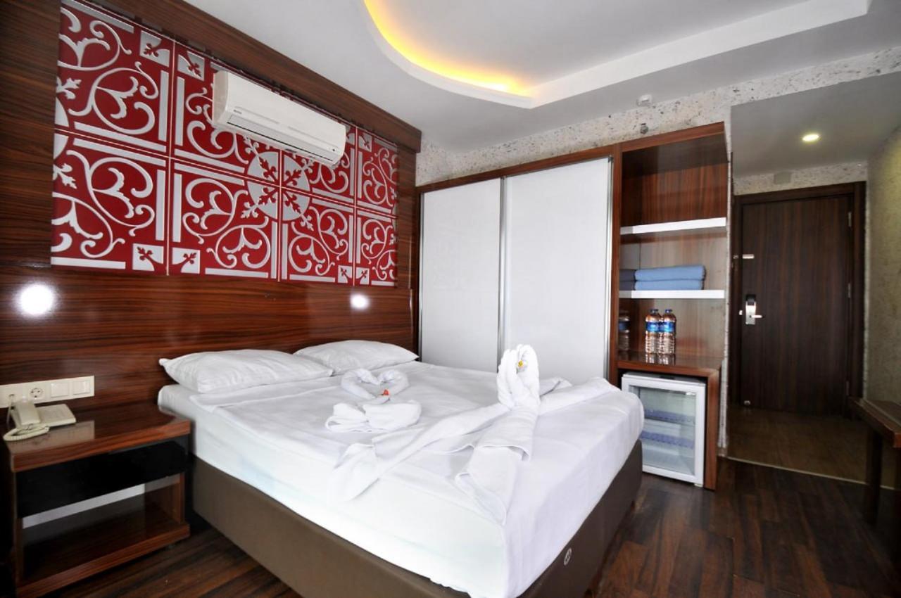 Uk Blue Coast Hotel (Adults Only) อลันยา ภายนอก รูปภาพ