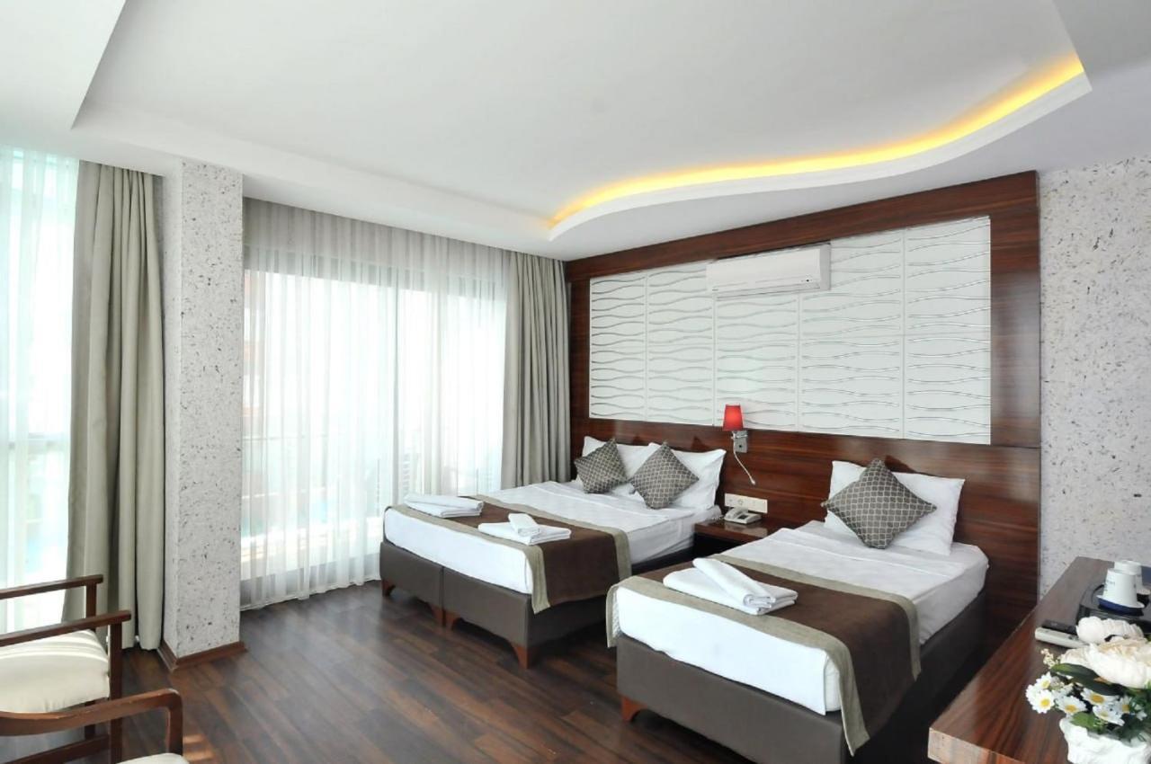 Uk Blue Coast Hotel (Adults Only) อลันยา ภายนอก รูปภาพ